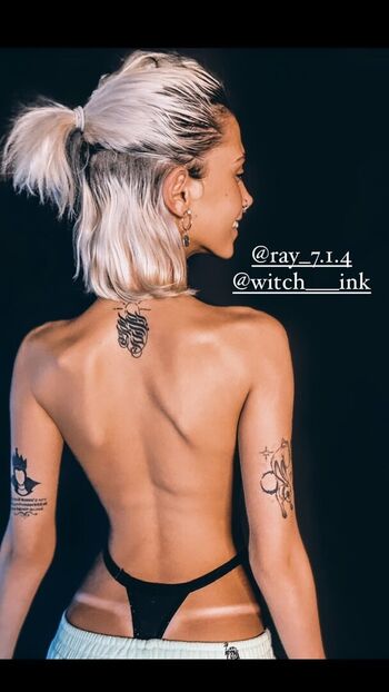 Full leaked Hoshen bar private onlyfans photo