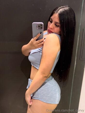 hot_curvy
