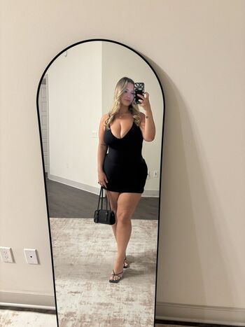 Full leaked Hotlikethesunnn private onlyfans photo
