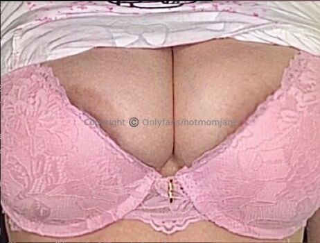 Full leaked Hotmomjane page private onlyfans photo