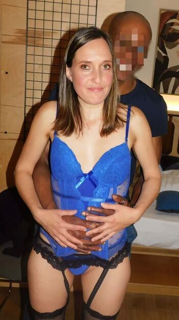 Full leaked Hotwife private onlyfans photo