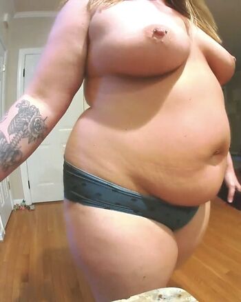 Full leaked Hotwifeamylee private onlyfans photo