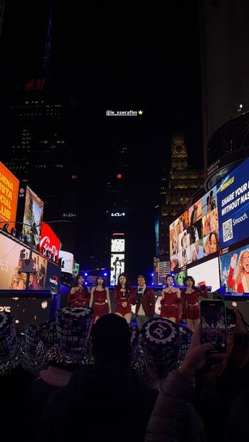 Huh Yunjin 허윤진