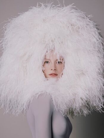 Full leaked Hunter schafer page private onlyfans photo