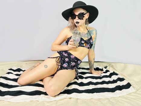 Full leaked Hythrall private onlyfans photo