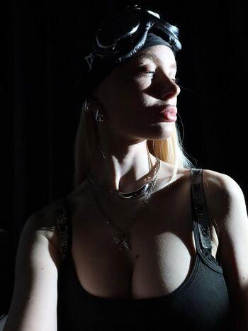 Full leaked I am doshik page private onlyfans photo