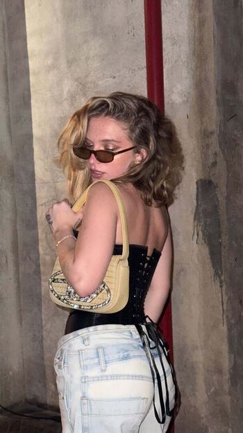 Full leaked Iamcarlavoicu private onlyfans photo