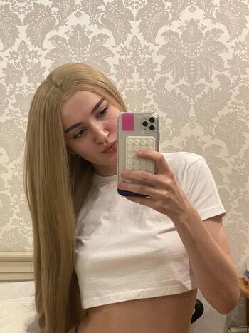 Full leaked Ice peach private onlyfans photo