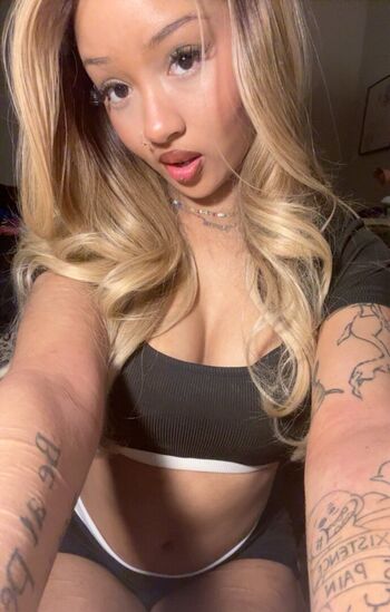 Full leaked Ickysisterr private onlyfans photo