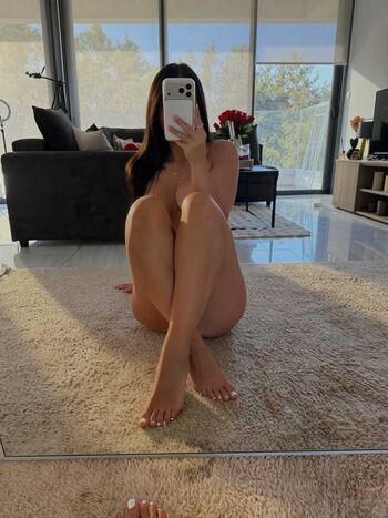 Full leaked Idontgivedeanna private onlyfans photo
