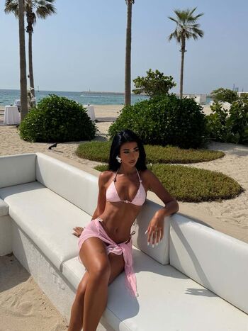 Full leaked Iffat marash page private onlyfans photo