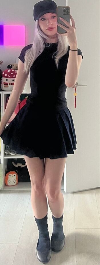 Full leaked Ihyveronika private onlyfans photo