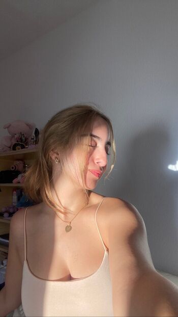 Full leaked Iiitsmery page private onlyfans photo