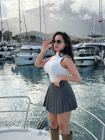 Full leaked Ileyna savuk private onlyfans photo