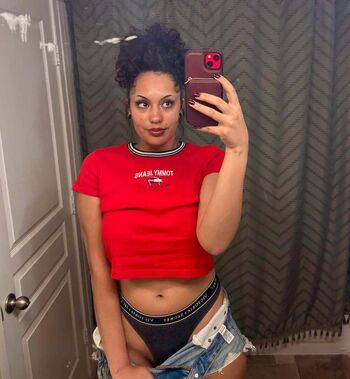 Full leaked Iloveraine private onlyfans photo
