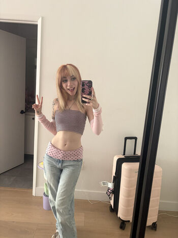 Full leaked Iluvmeww private onlyfans photo