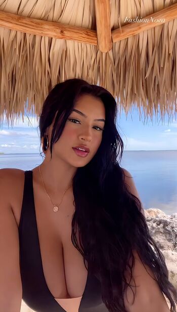 Full leaked Imlucerocrystal private onlyfans photo