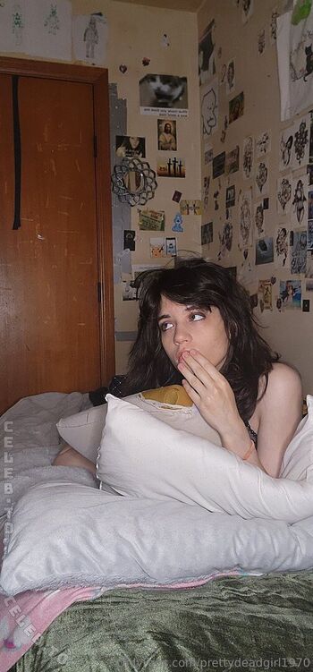 Full leaked Imprettydeadgirl private onlyfans photo