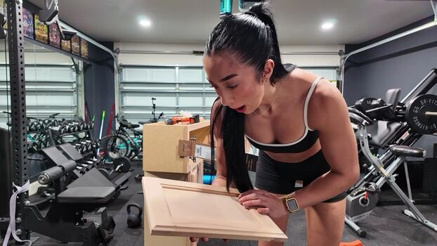 Indi Hartwell