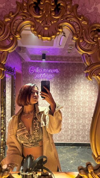 Full leaked Indian girls page private onlyfans photo