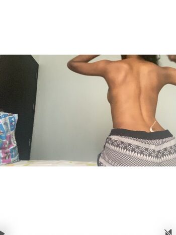 Full leaked Indian girls page private onlyfans photo