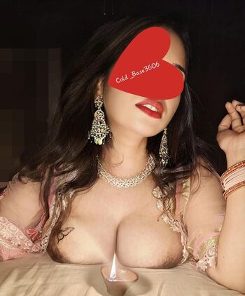 Full leaked Indian girls page private onlyfans photo