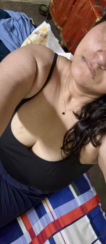 Full leaked Indian naughty stuff page private onlyfans photo