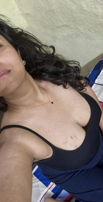 Full leaked Indian naughty stuff page private onlyfans photo