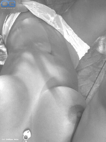 Full leaked Indiraweis private onlyfans photo