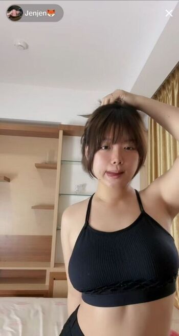 Full leaked Indonesian girls private onlyfans photo