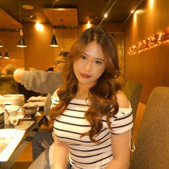Full leaked Indonesian girls private onlyfans photo