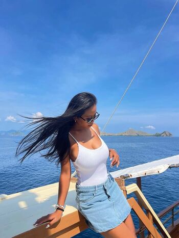 Indonesian Girls ????????