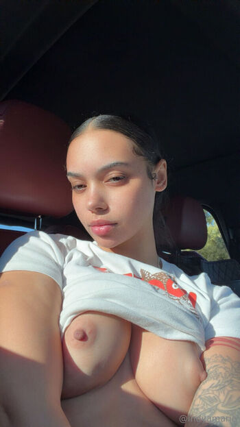 Full leaked Indyamarie private onlyfans photo