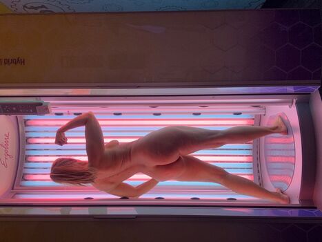 Full leaked Intrigued wife page private onlyfans photo