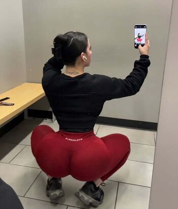 Full leaked Ireeneechaaveez private onlyfans photo