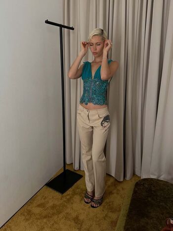 Full leaked Iris law private onlyfans photo