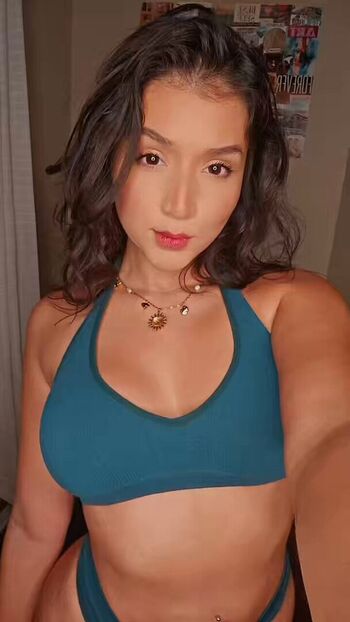 Full leaked Irismoonstones private onlyfans photo