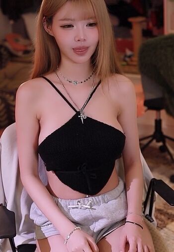 Full leaked Irissiri private onlyfans photo