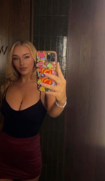 Full leaked Irlgirls private onlyfans photo