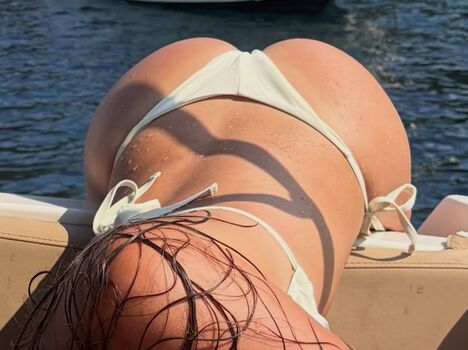 Full leaked Isa matos page private onlyfans photo