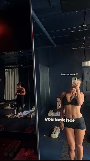 Full leaked Isabella lauren  page private onlyfans photo