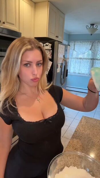 Isabella Maria DeLuca