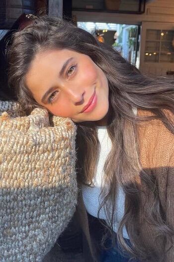 Isadora Cruz