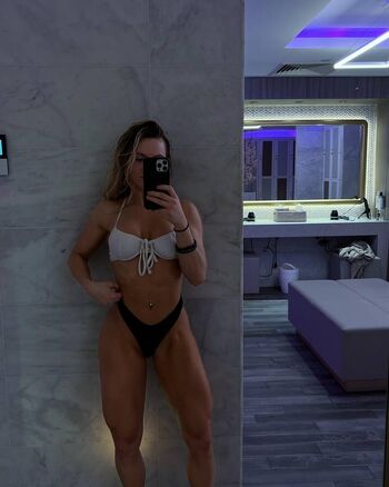 Full leaked Isafitlife private onlyfans photo