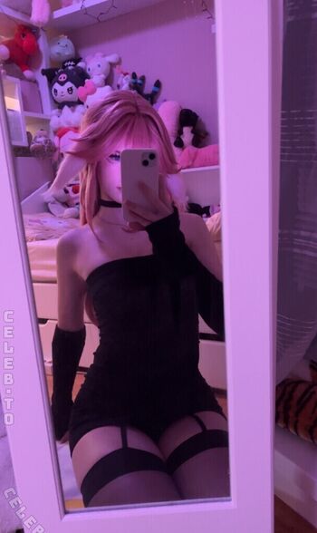 Full leaked Isii cos page private onlyfans photo