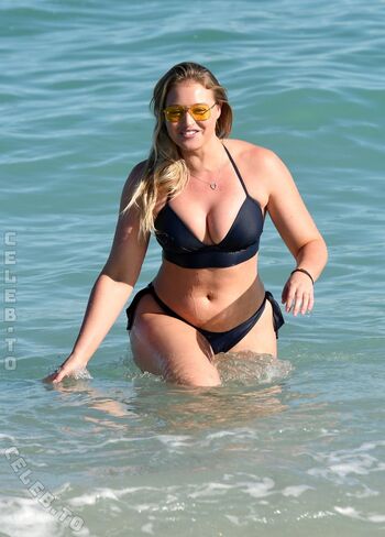 Iskra Lawrence