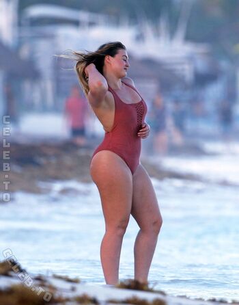 Full leaked Iskra lawrence page private onlyfans photo