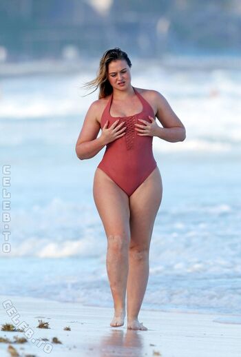 Full leaked Iskra lawrence page private onlyfans photo