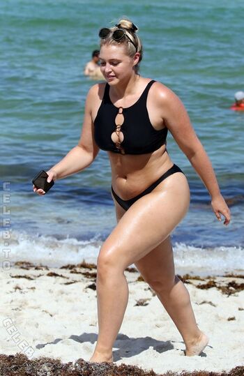 Iskra Lawrence