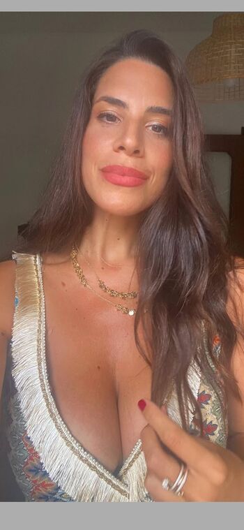 Full leaked Italian girls page private onlyfans photo